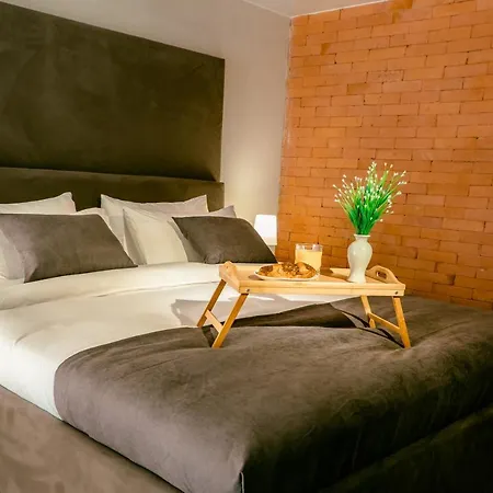 Luxury Duplex Suites - City Center تبليسي المظهر الخارجي الصورة