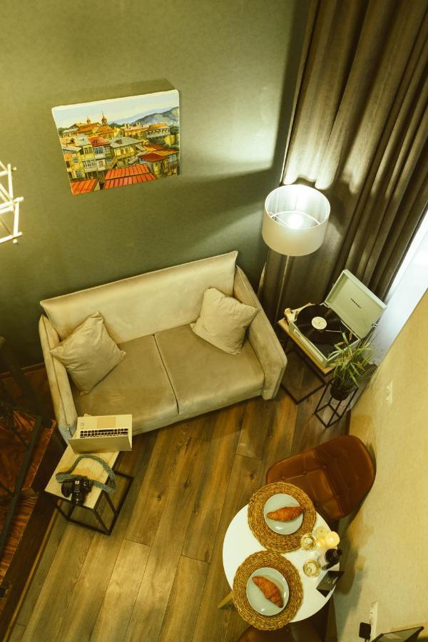 Luxury Duplex - Center *